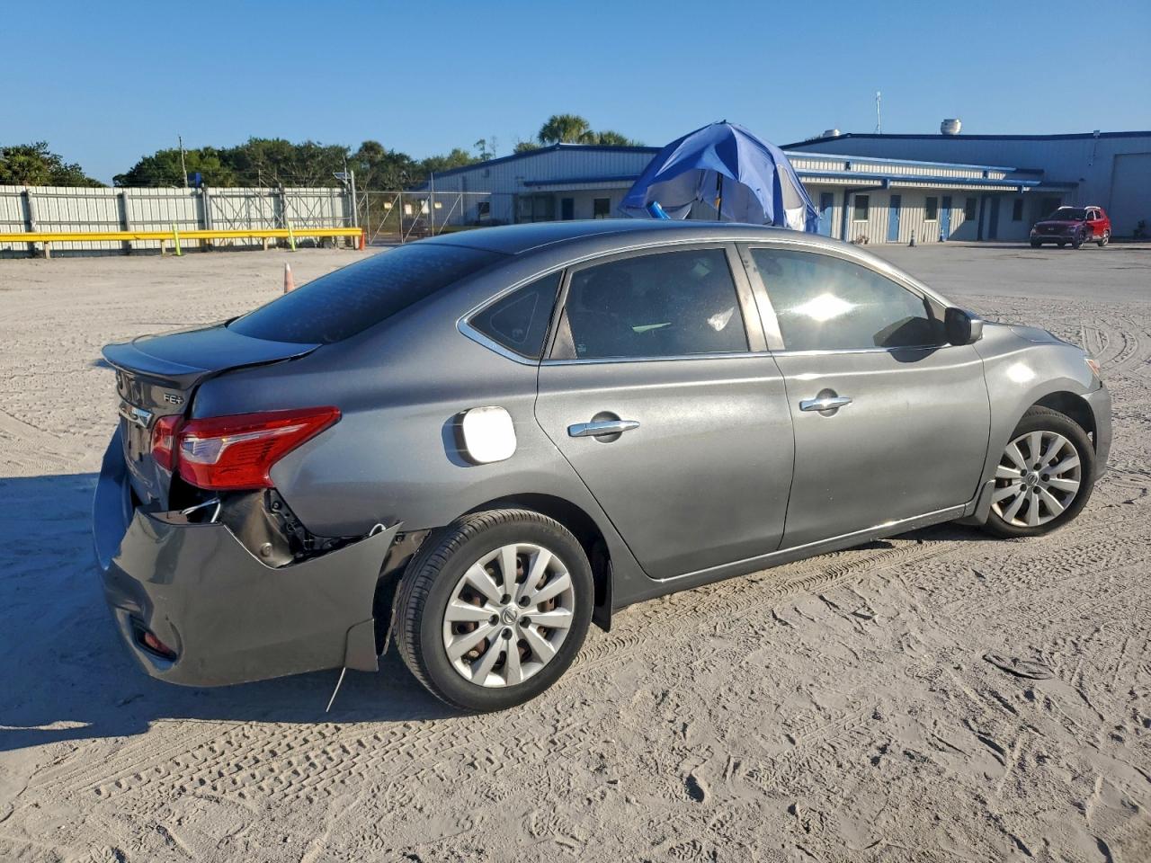 2016 NISSAN SENTRA S photo 3