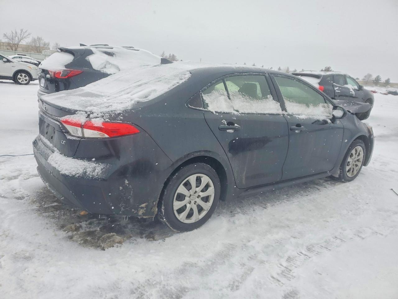 2020 TOYOTA COROLLA LE photo 3