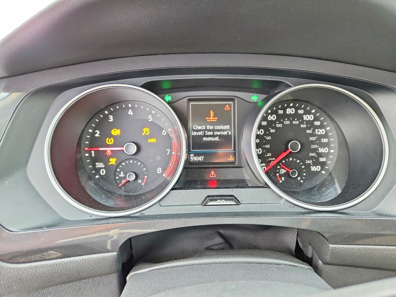 2021 VOLKSWAGEN TIGUAN SE photo 9
