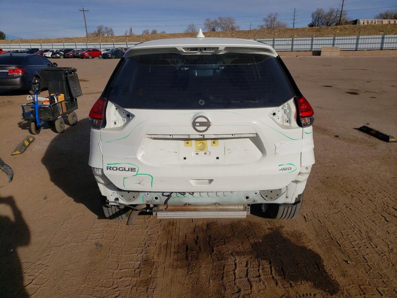 2017 NISSAN ROGUE S photo 6