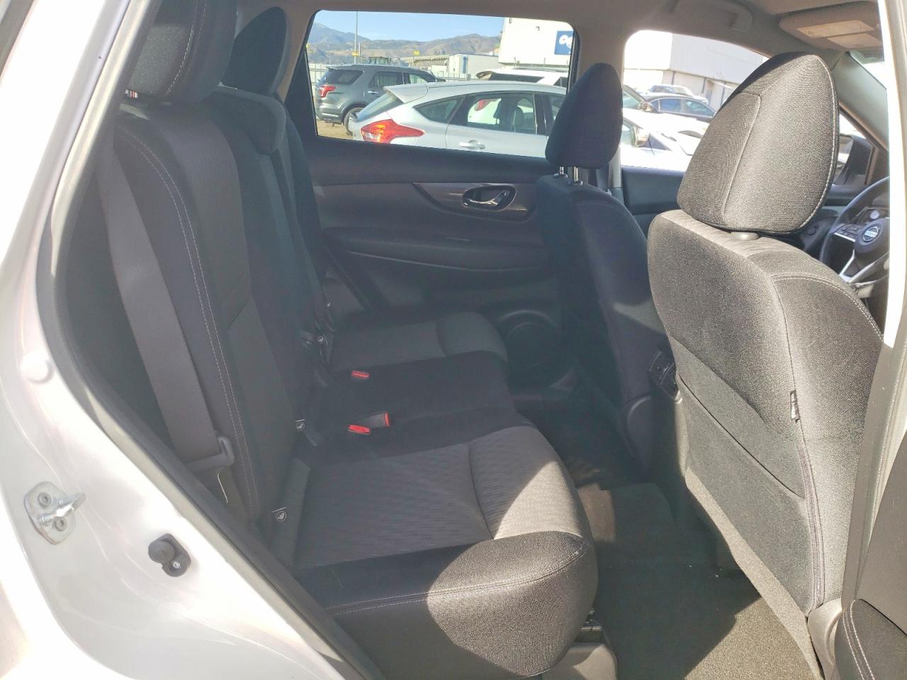 2017 NISSAN ROGUE S photo 10