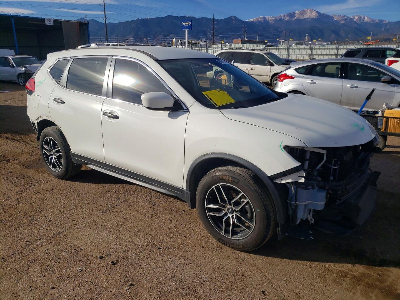 2017 NISSAN ROGUE S photo 4