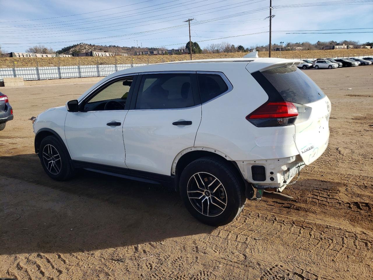 2017 NISSAN ROGUE S photo 2