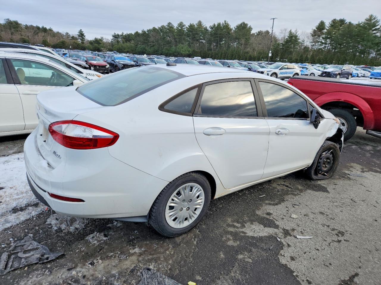 2015 FORD FIESTA S photo 3