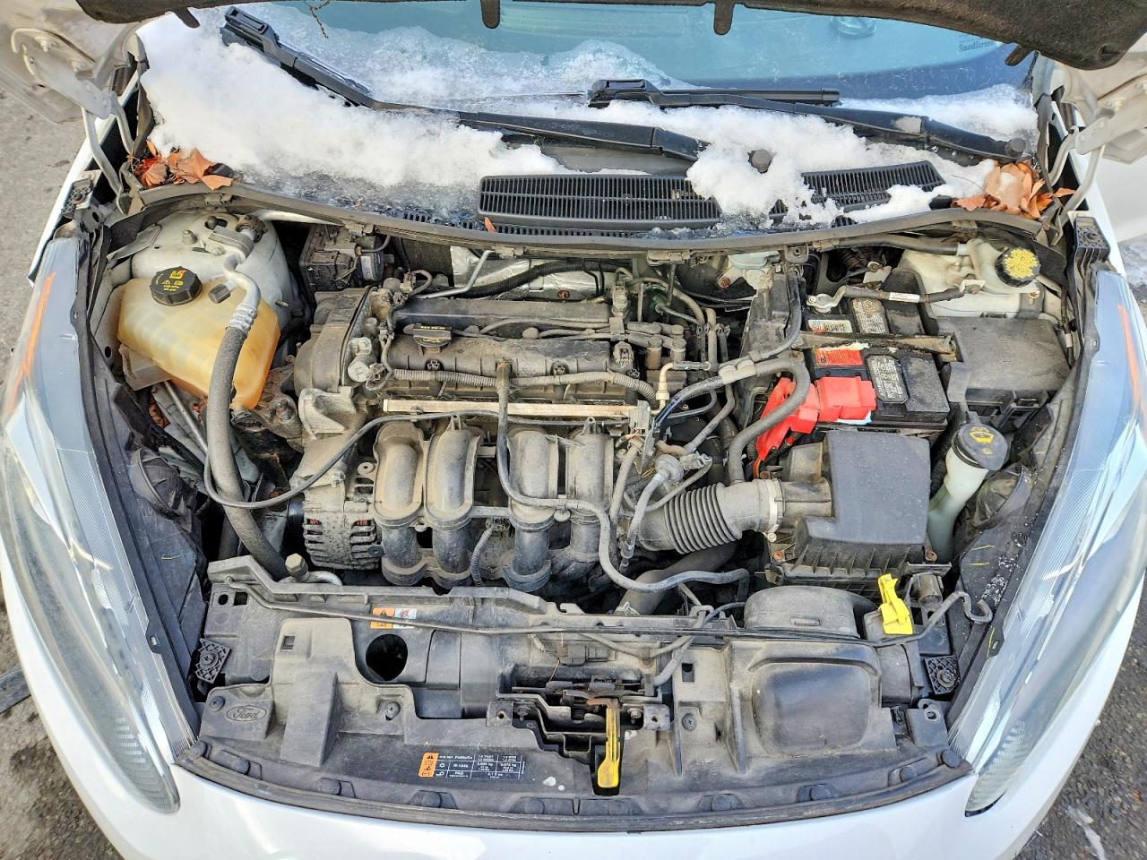 2015 FORD FIESTA S photo 11