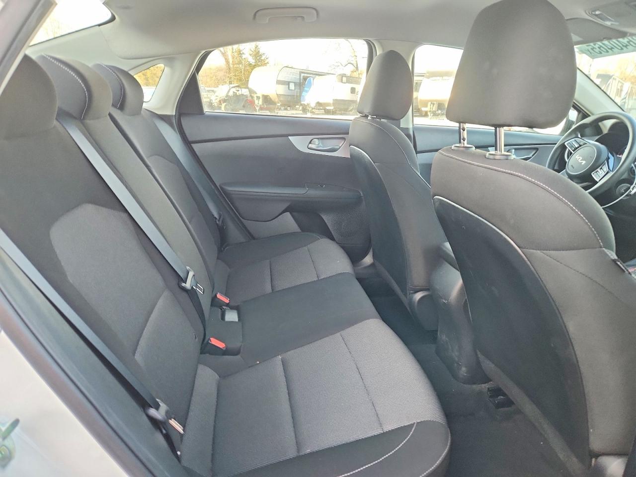 2023 KIA FORTE LXS photo 10