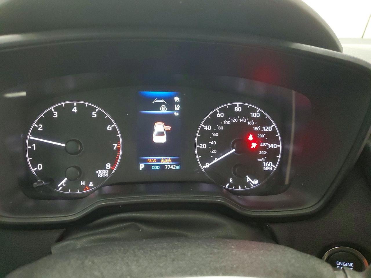 2025 TOYOTA COROLLA LE photo 9