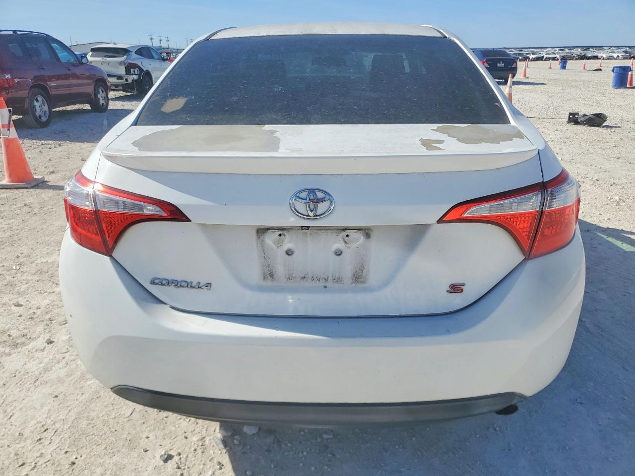 2014 TOYOTA COROLLA L photo 6