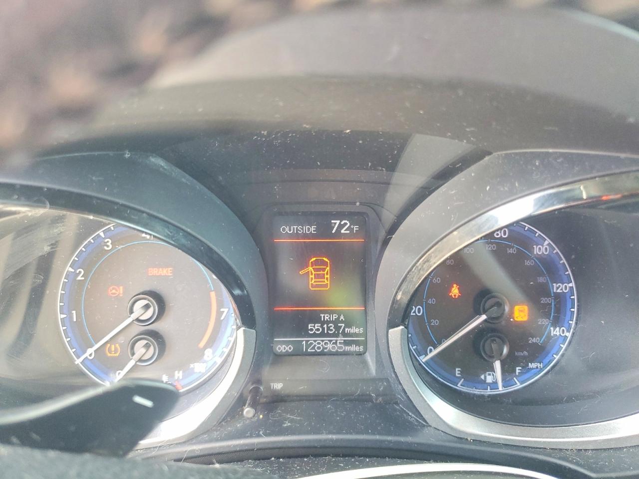 2014 TOYOTA COROLLA L photo 9