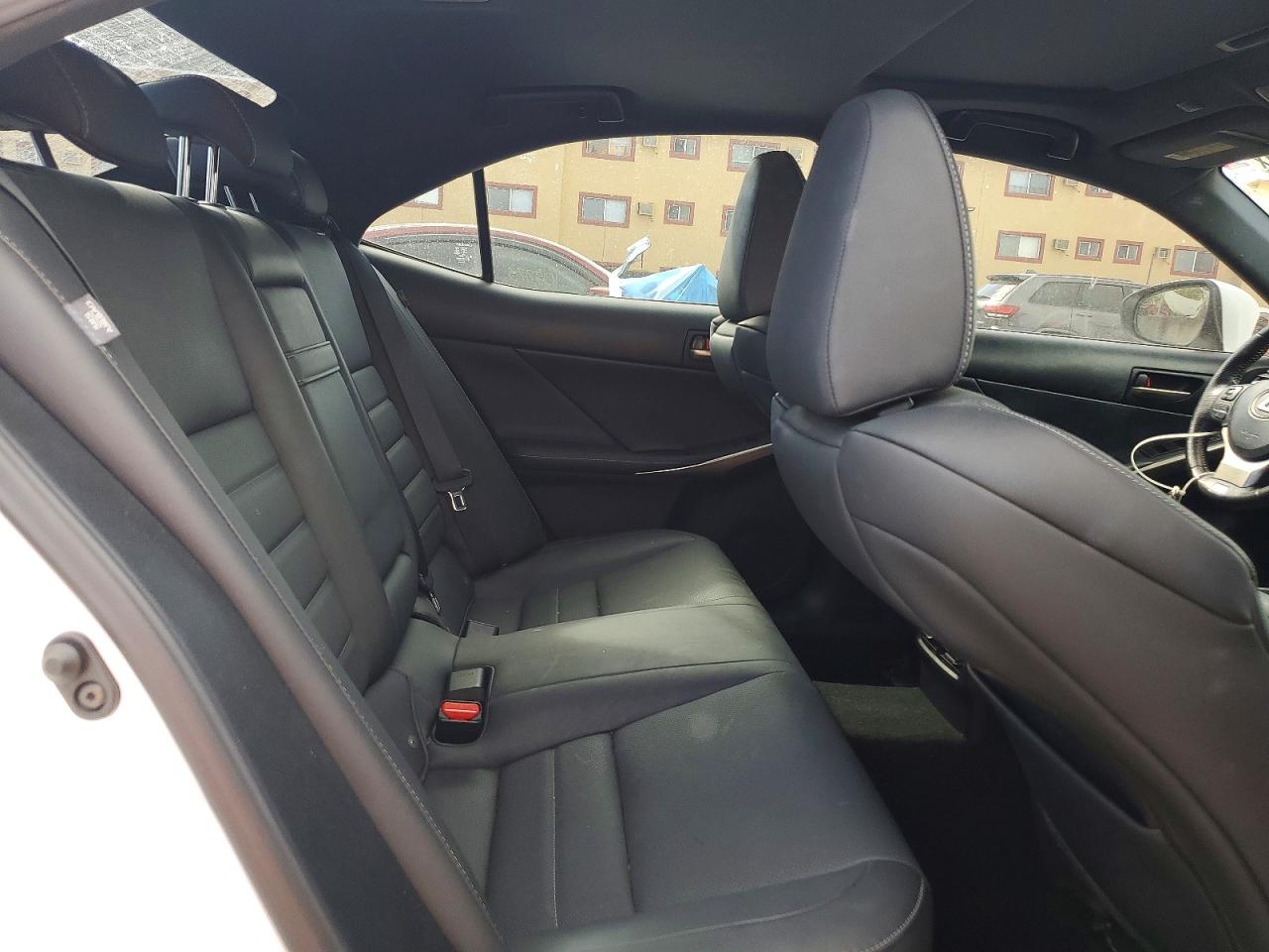 2020 LEXUS IS 300 F SPORT photo 10