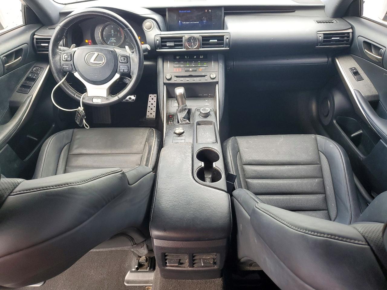 2020 LEXUS IS 300 F SPORT photo 8