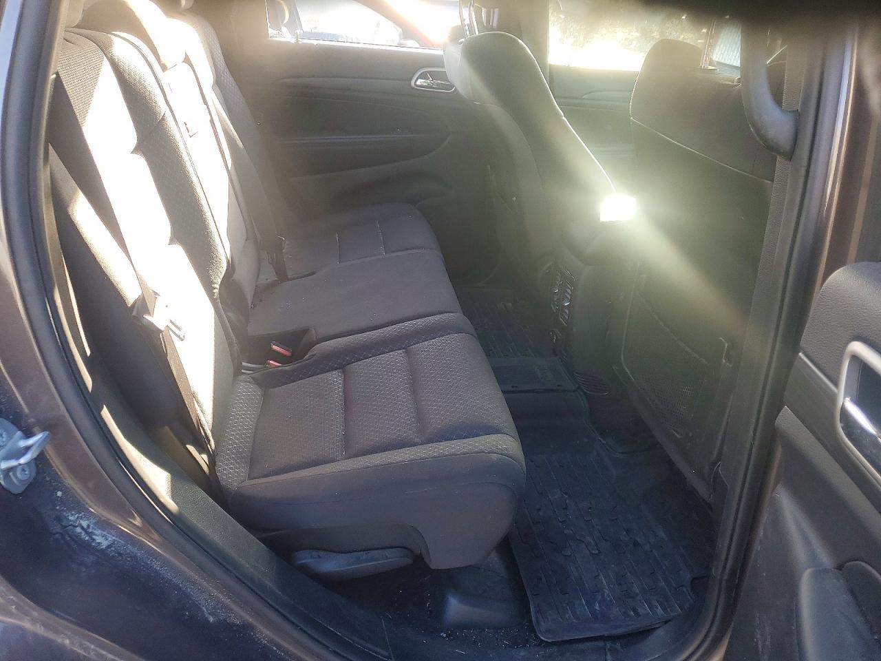 2019 JEEP GRAND CHEROKEE LAREDO photo 11