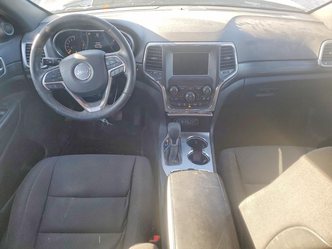 2019 JEEP GRAND CHEROKEE LAREDO photo 8