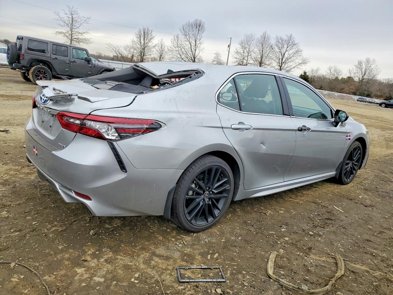 2024 TOYOTA CAMRY XSE photo 3