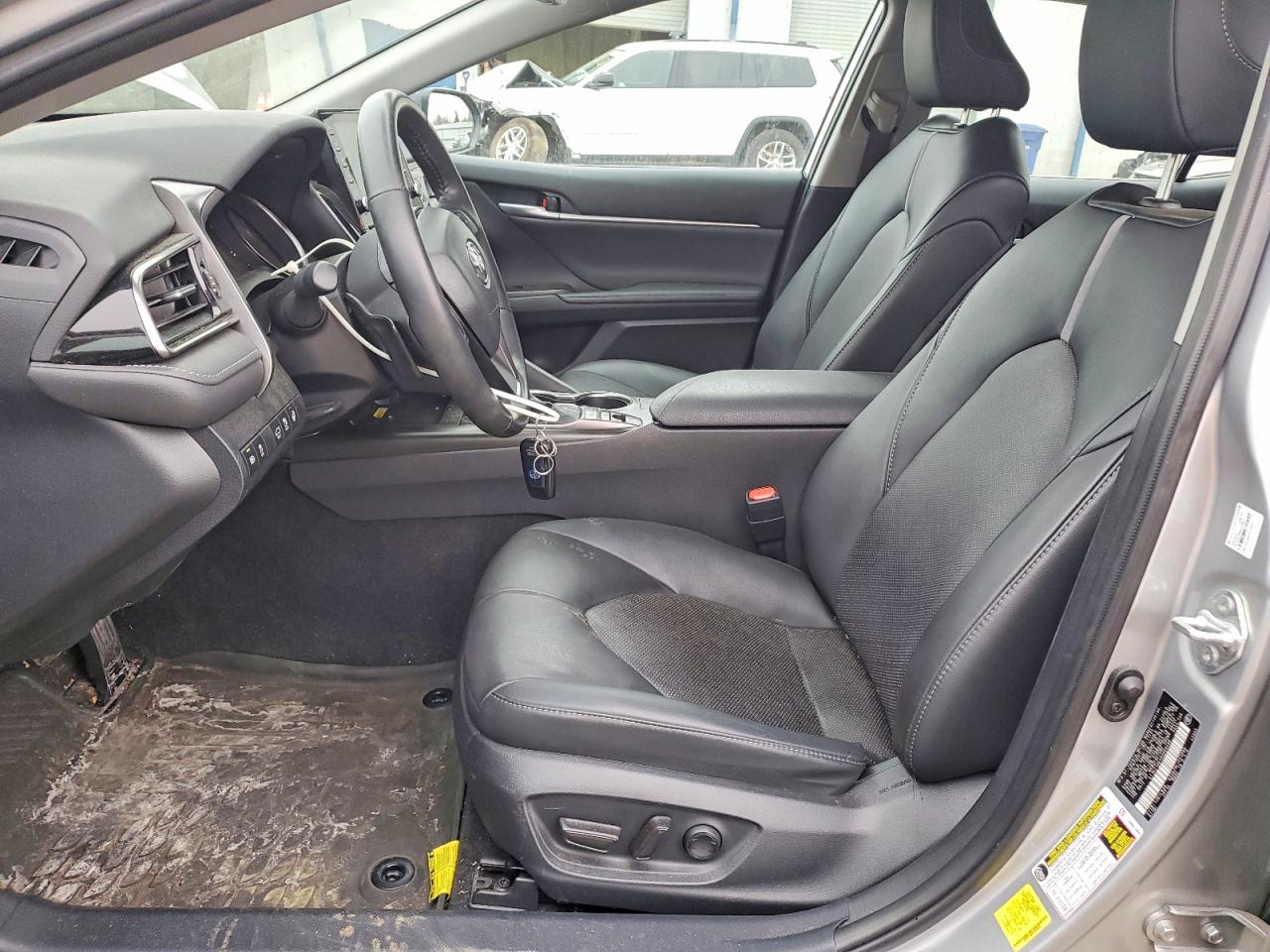 2024 TOYOTA CAMRY XSE photo 7