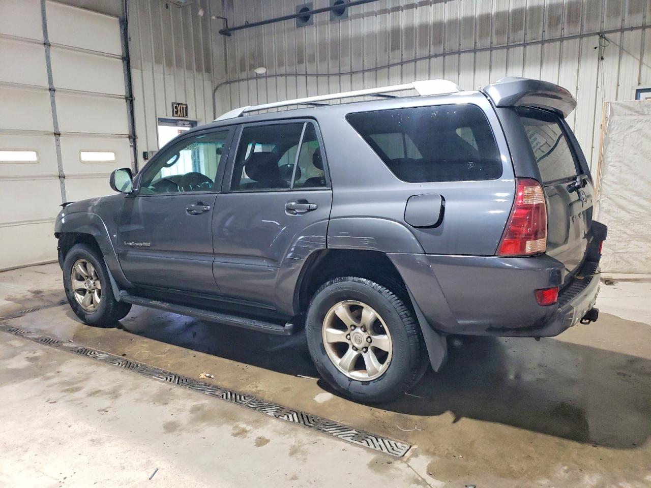 2005 TOYOTA 4RUNNER SR5 photo 2