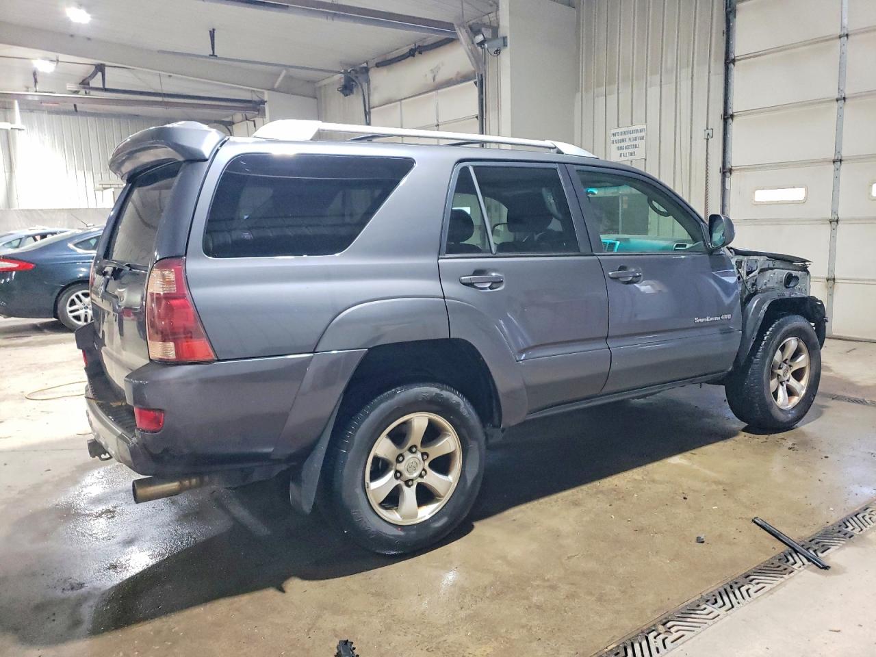 2005 TOYOTA 4RUNNER SR5 photo 3
