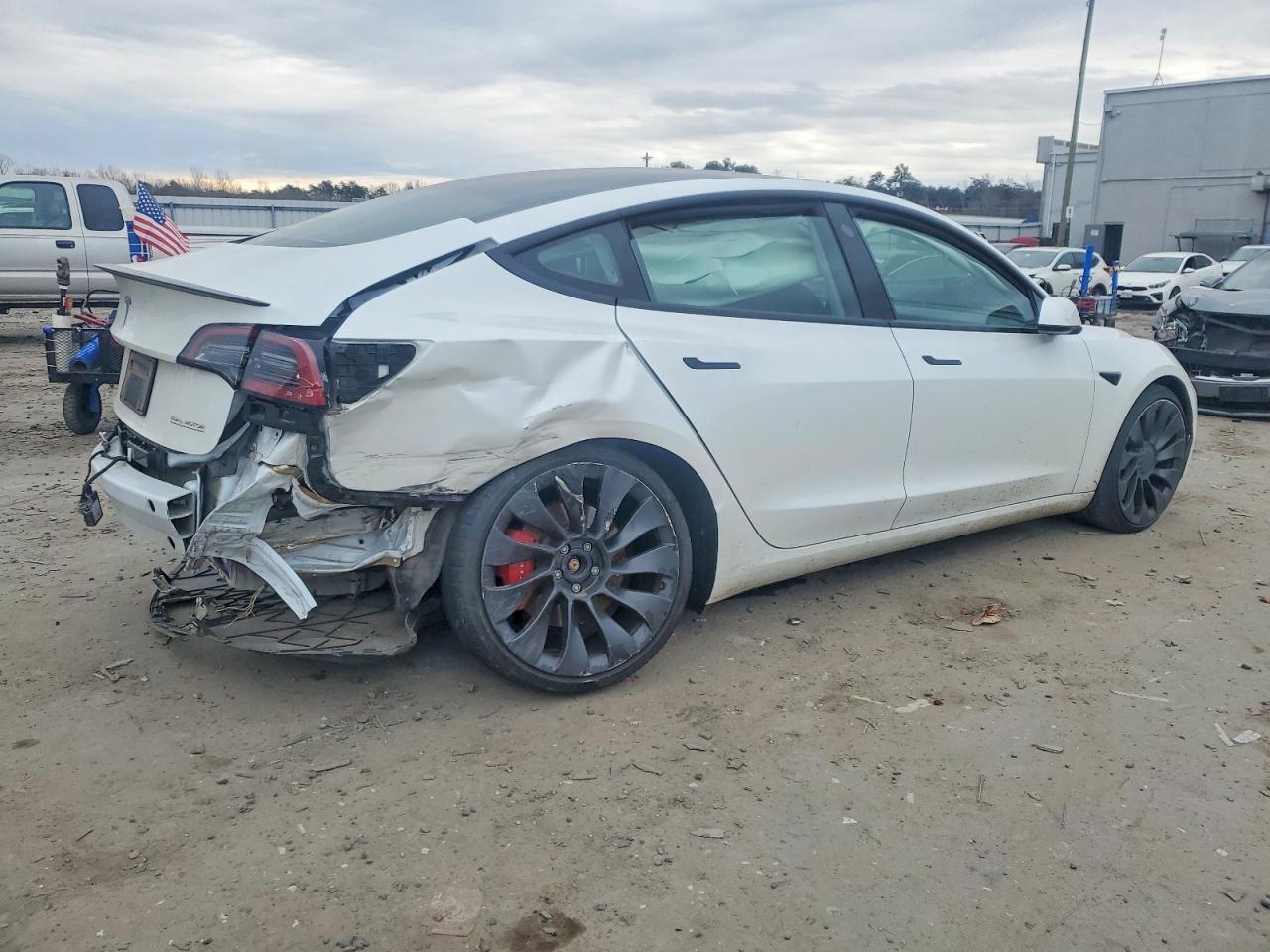 2023 TESLA MODEL 3 photo 3