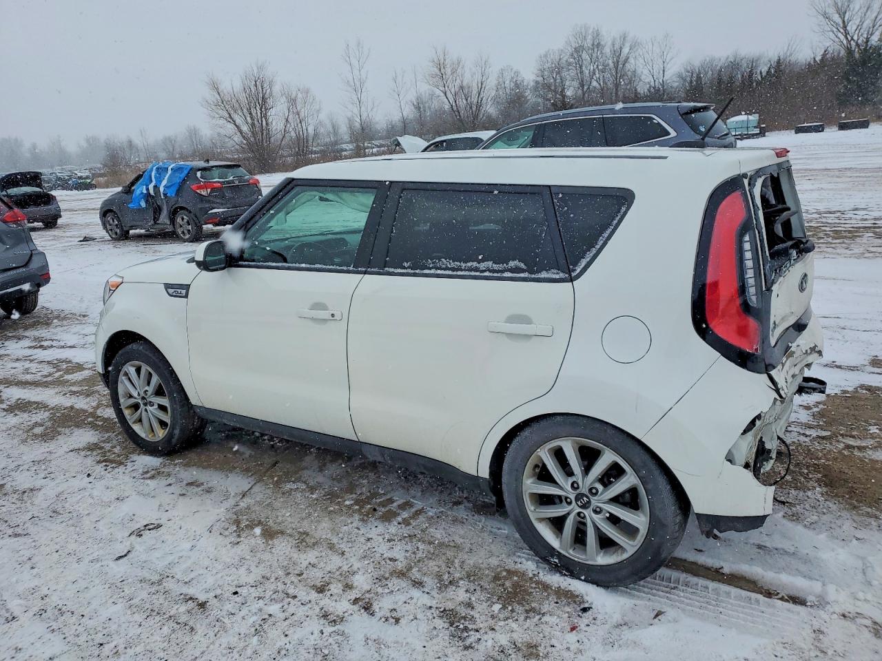 2018 KIA SOUL + photo 2