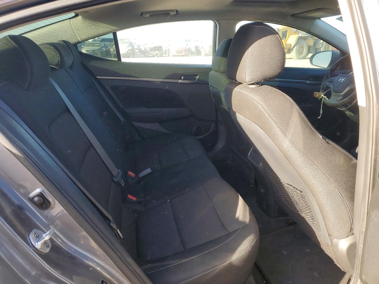 2018 HYUNDAI ELANTRA SEL photo 10
