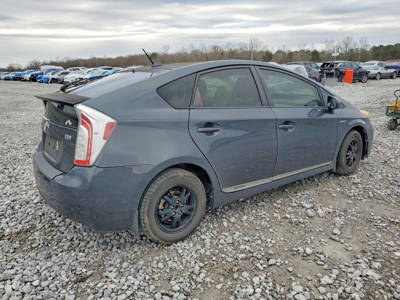 2012 TOYOTA PRIUS photo 3