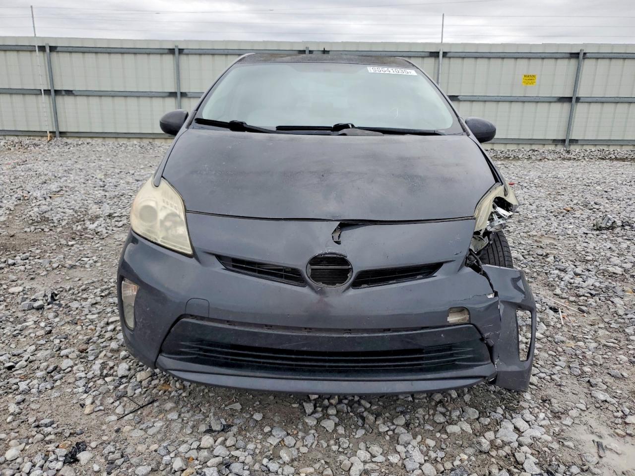 2012 TOYOTA PRIUS photo 5