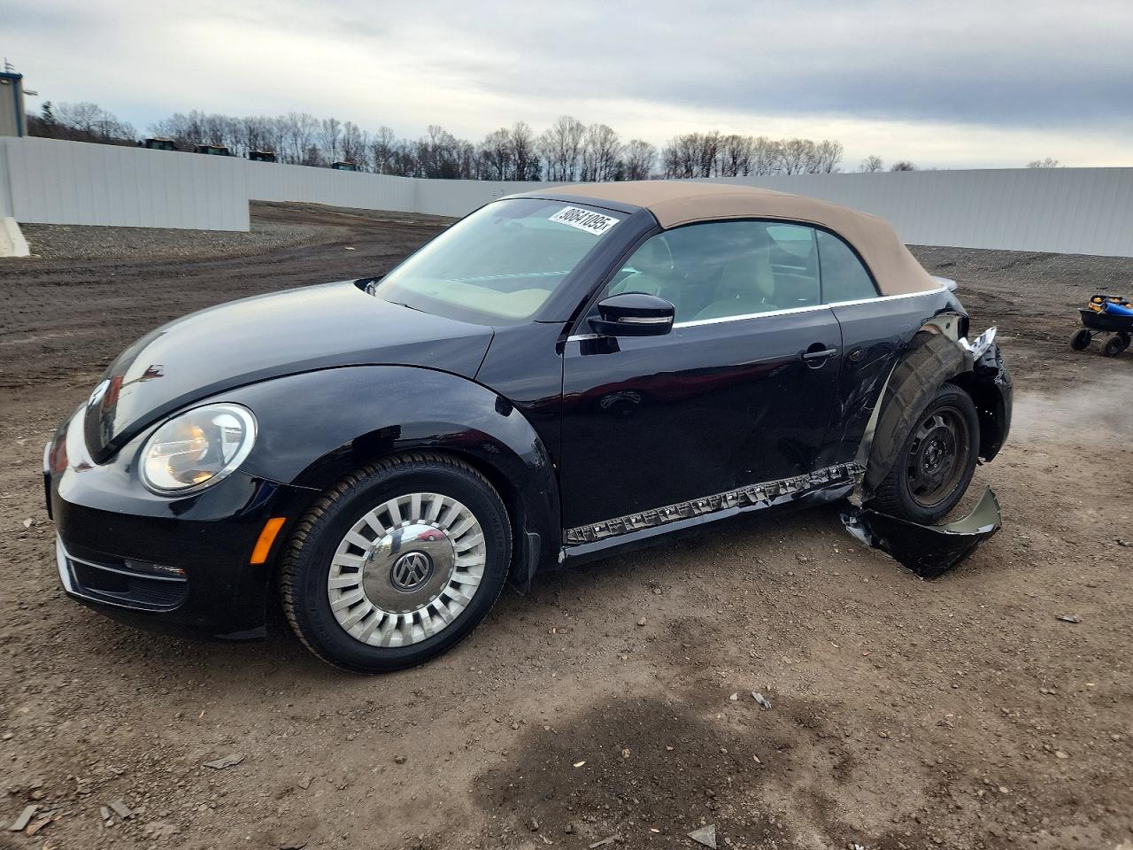 2013 VOLKSWAGEN BEETLE