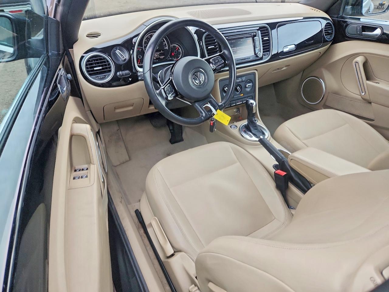 2013 VOLKSWAGEN BEETLE photo 8