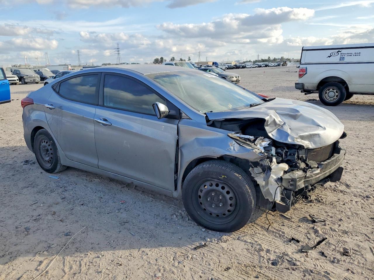 2016 HYUNDAI ELANTRA SE photo 4