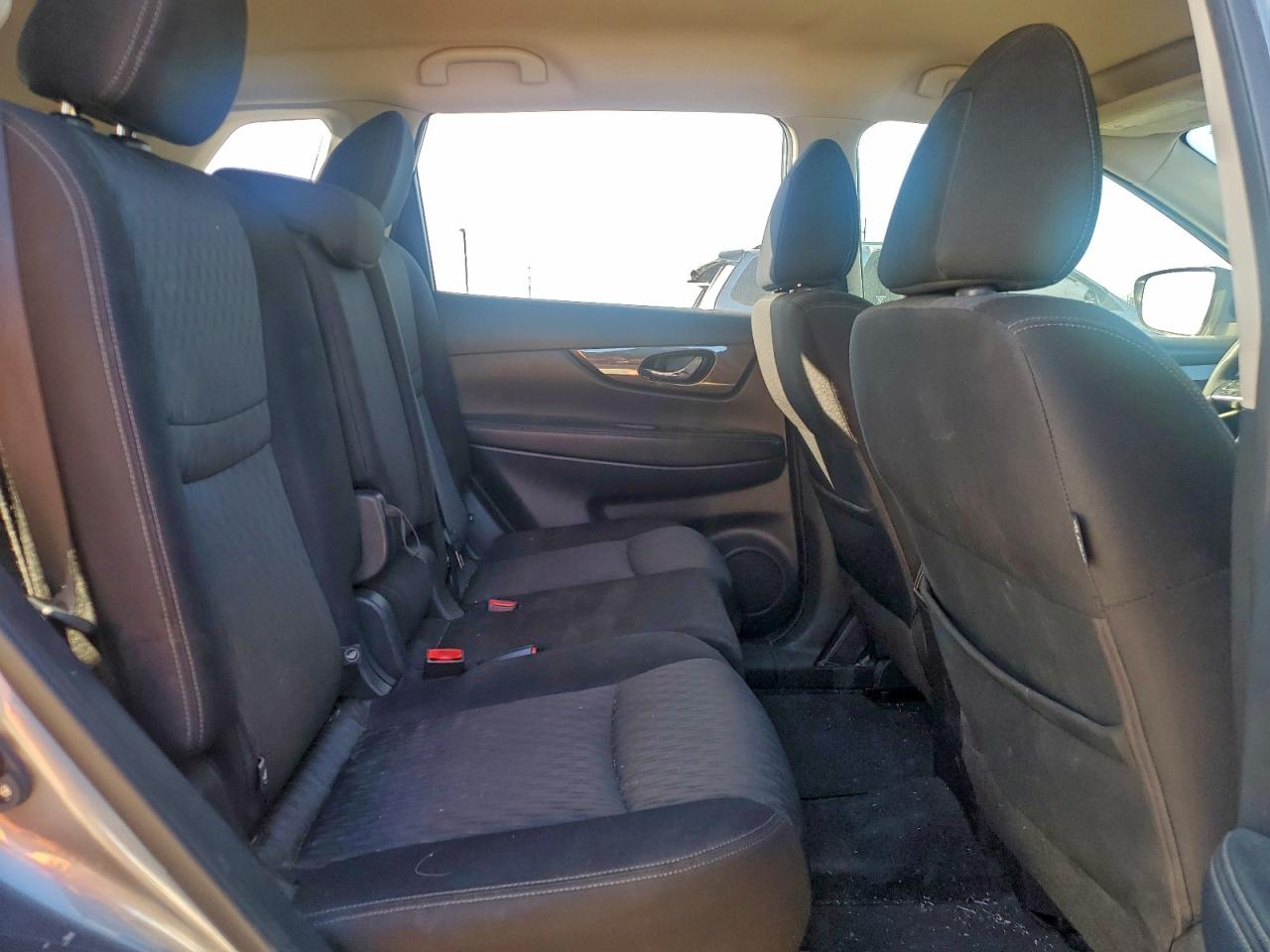 2019 NISSAN ROGUE S photo 11