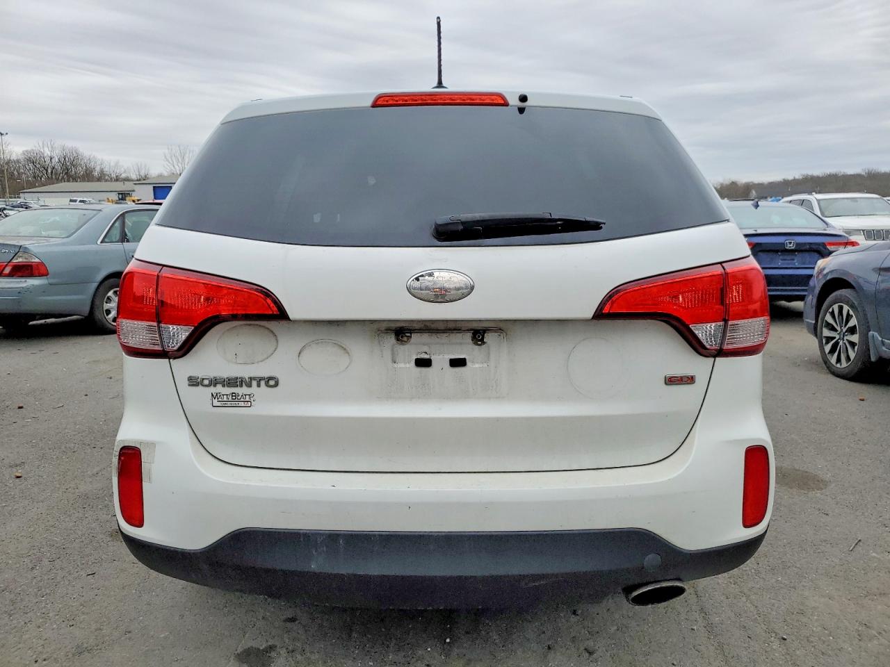 2015 KIA SORENTO LX photo 6