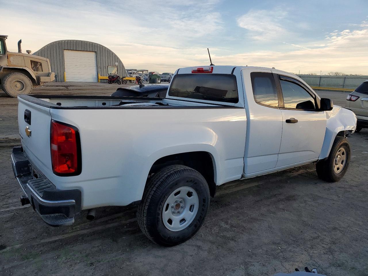 2020 CHEVROLET COLORADO photo 3