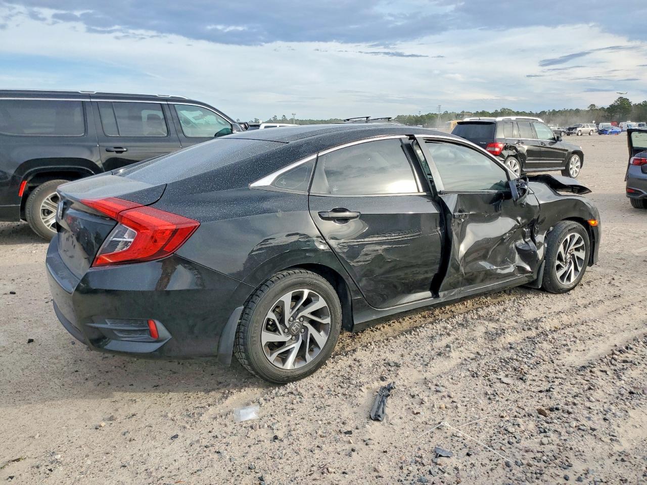 2016 HONDA CIVIC EX photo 3