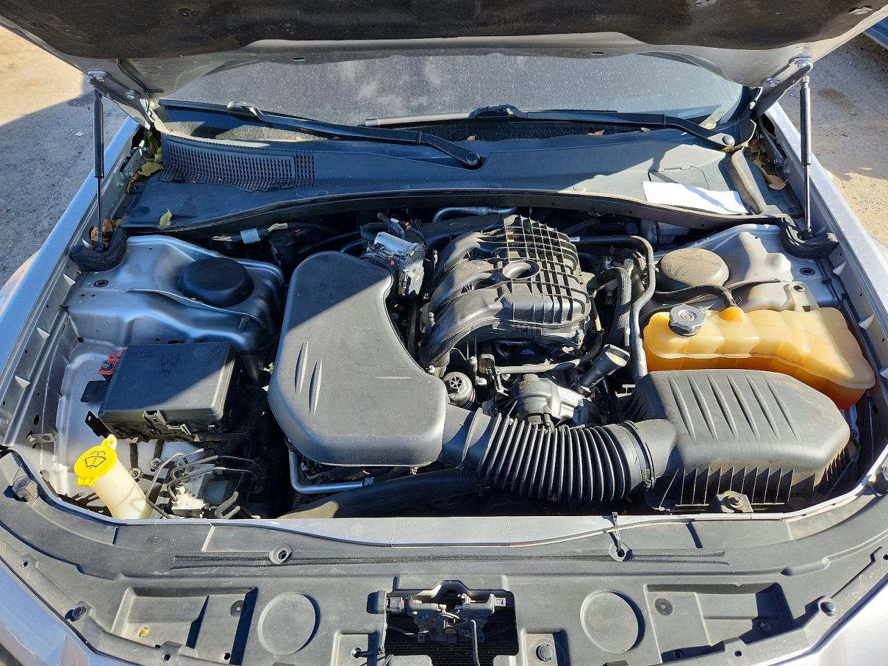 2015 CHRYSLER 300 S photo 11