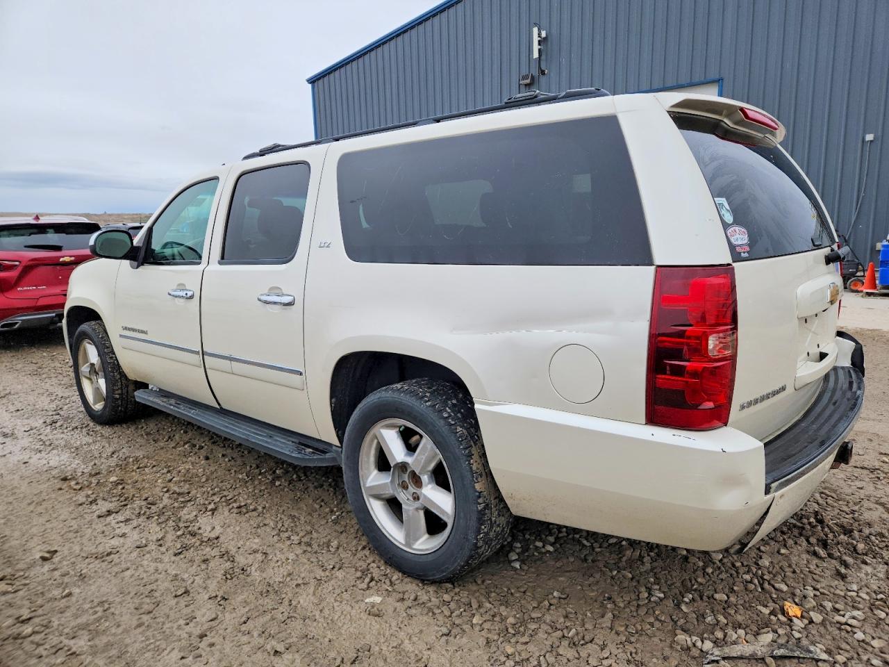 2012 CHEVROLET SUBURBAN C1500 LTZ photo 2