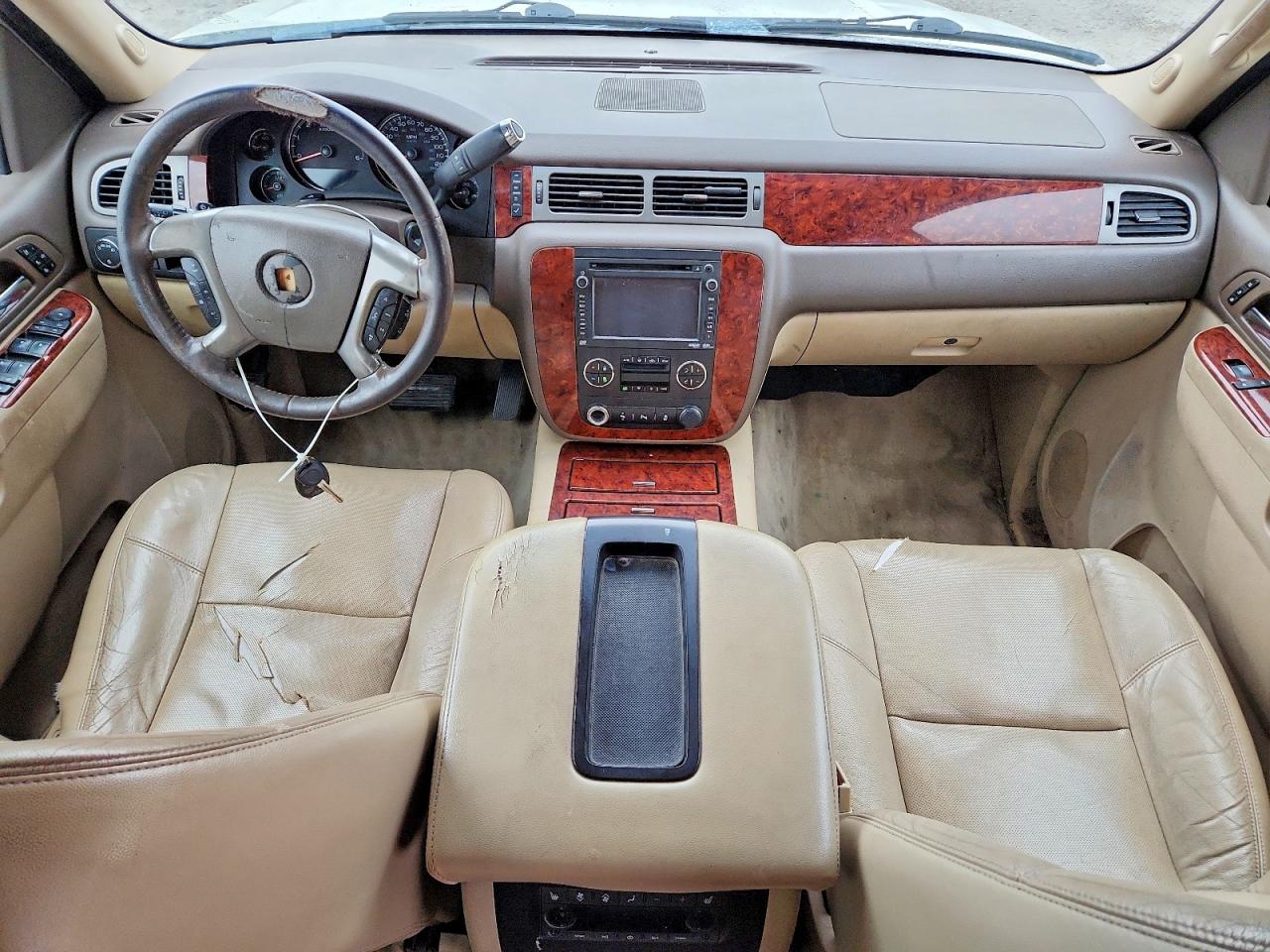 2012 CHEVROLET SUBURBAN C1500 LTZ photo 8