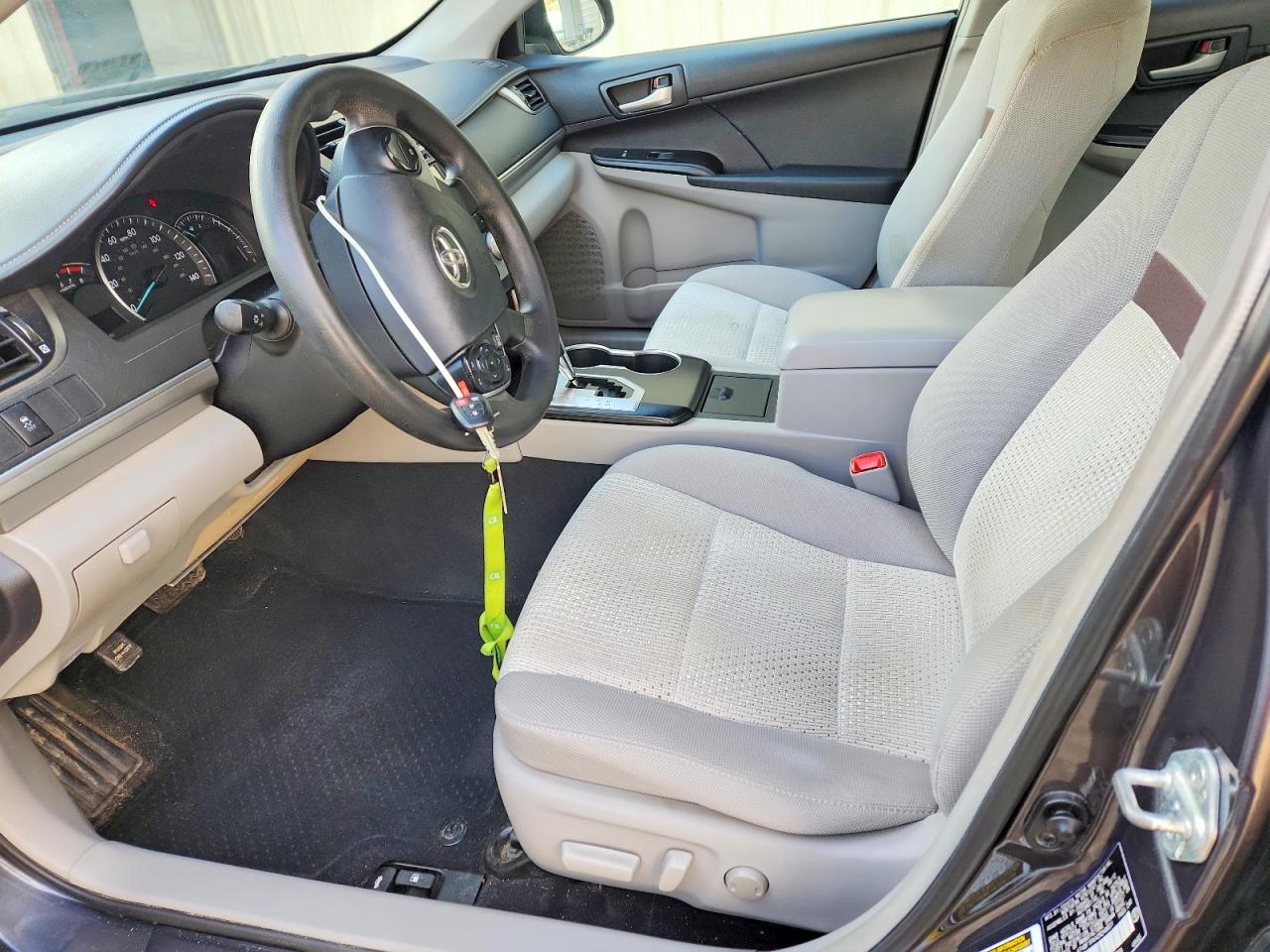2012 TOYOTA CAMRY LE photo 7