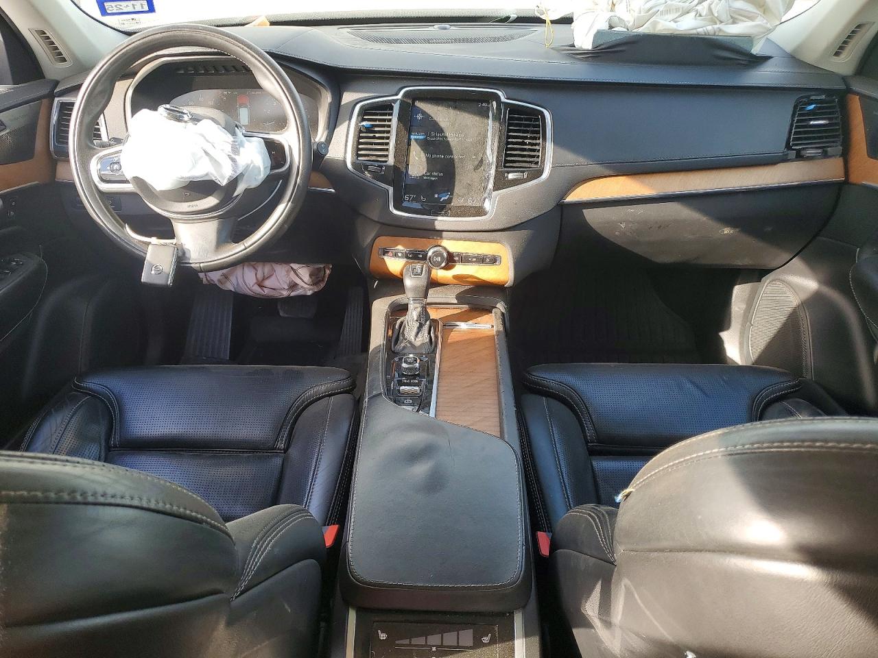 2019 VOLVO XC90 T6 INSCRIPTION photo 8