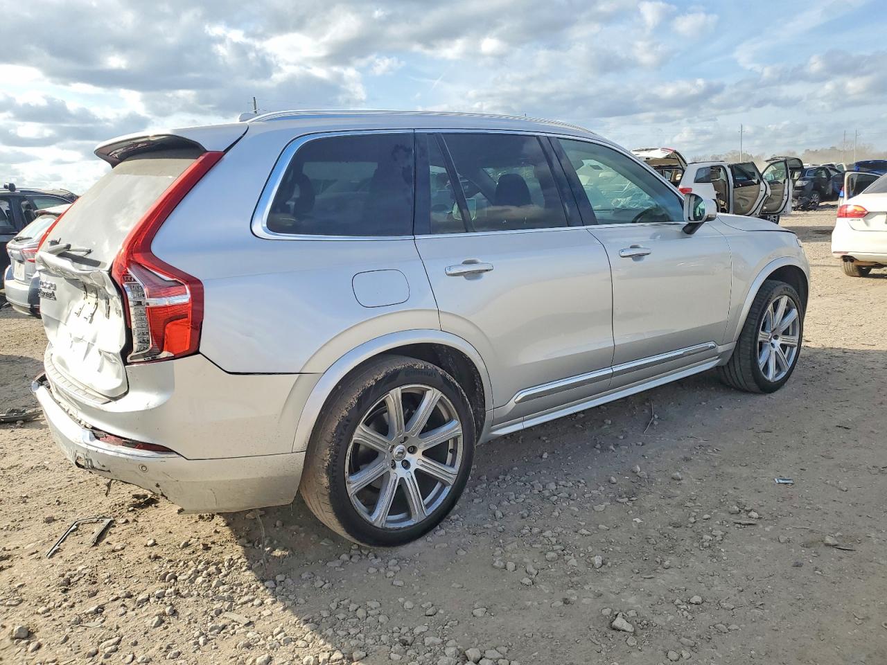 2019 VOLVO XC90 T6 INSCRIPTION photo 3