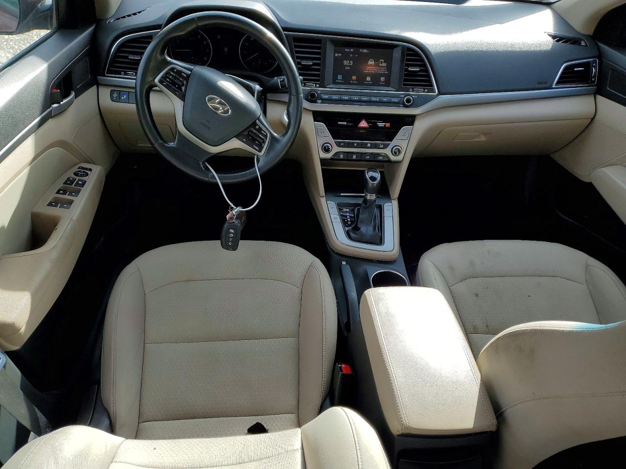 2017 HYUNDAI ELANTRA photo 15