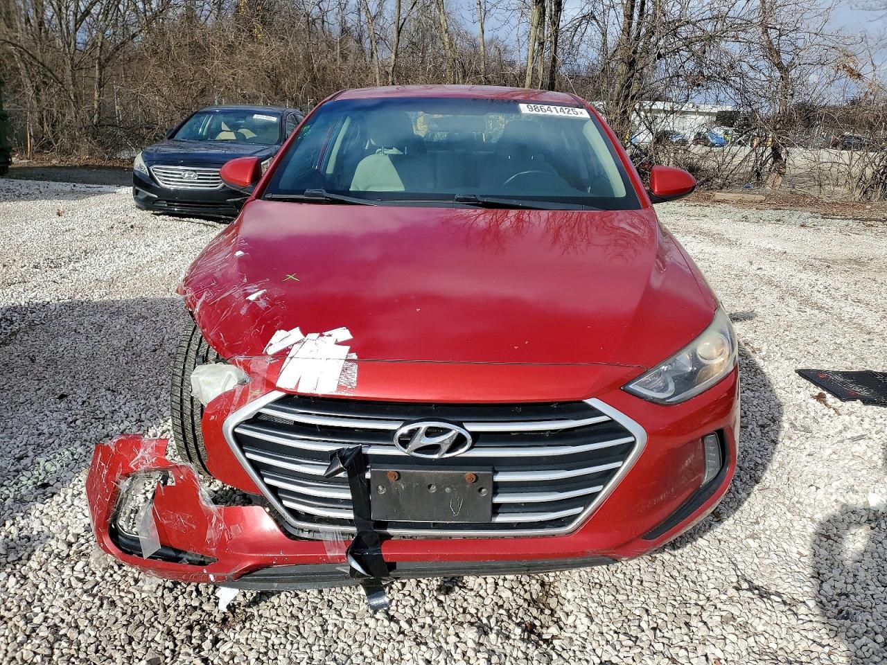 2017 HYUNDAI ELANTRA photo 9