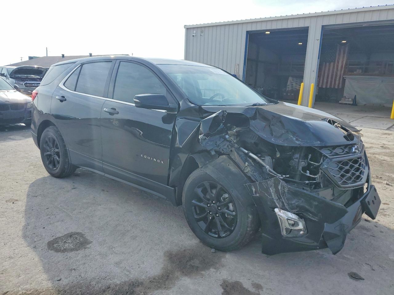 2019 CHEVROLET EQUINOX LT photo 4