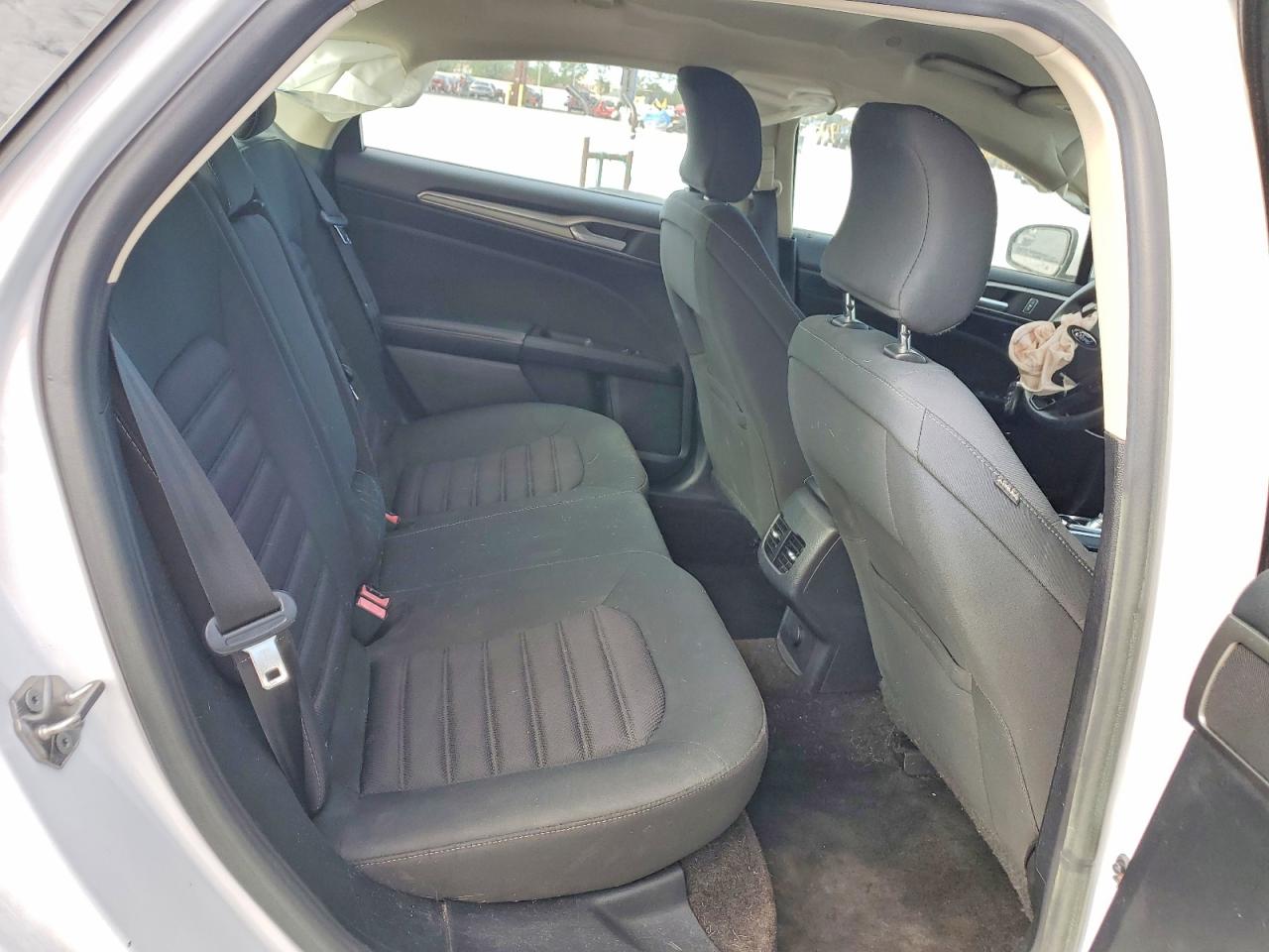 2017 FORD FUSION SE HYBRID photo 10