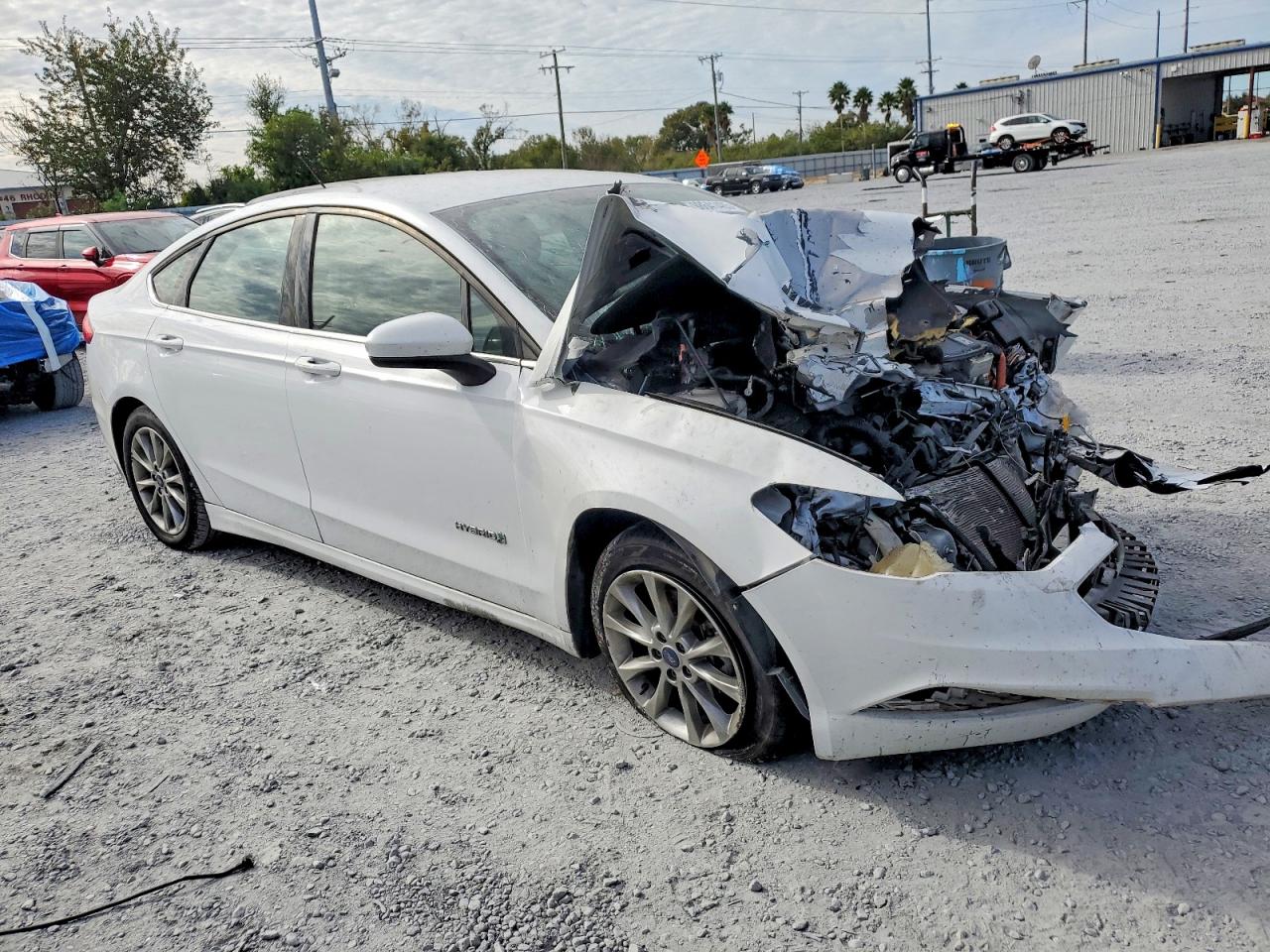 2017 FORD FUSION SE HYBRID photo 4