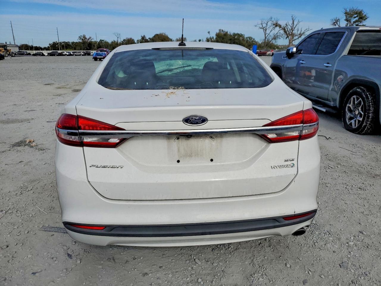 2017 FORD FUSION SE HYBRID photo 6