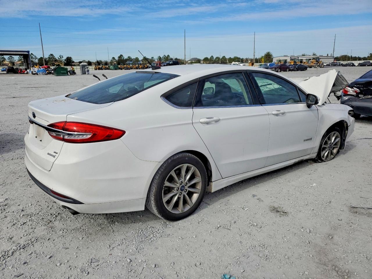 2017 FORD FUSION SE HYBRID photo 3