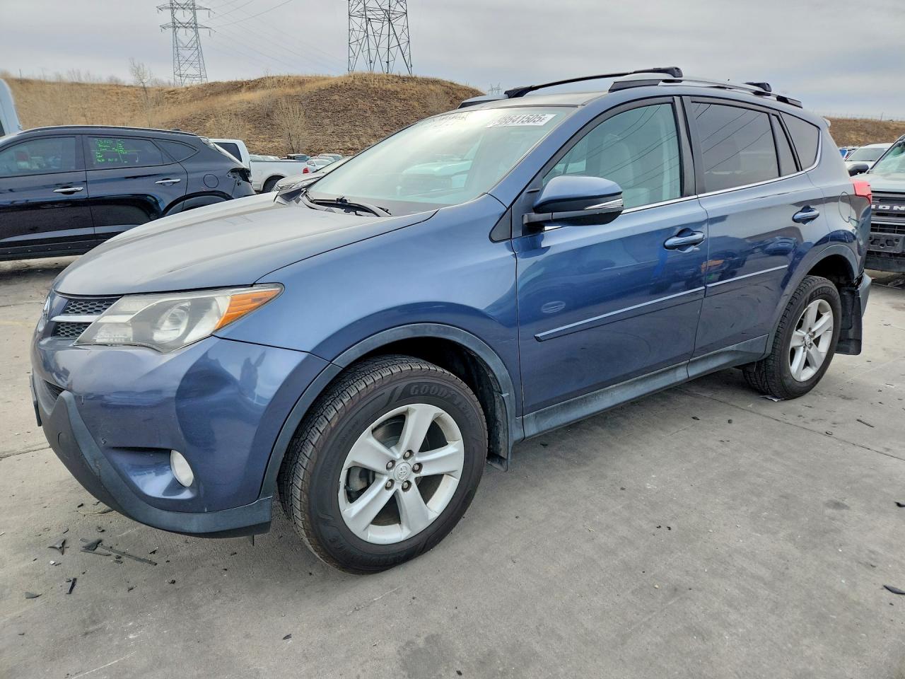2014 TOYOTA RAV4