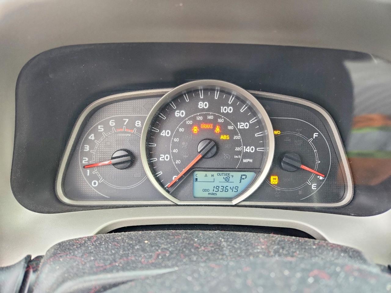2014 TOYOTA RAV4 XLE photo 9