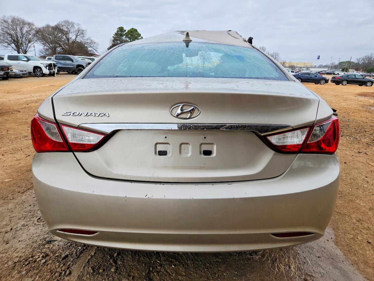 2011 HYUNDAI SONATA GLS photo 6