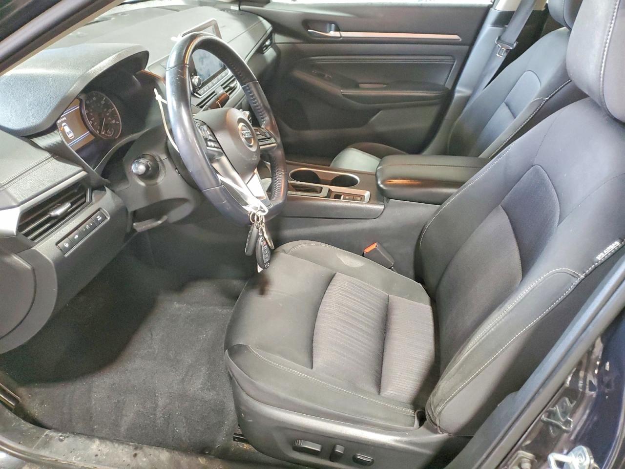 2019 NISSAN ALTIMA SV photo 7